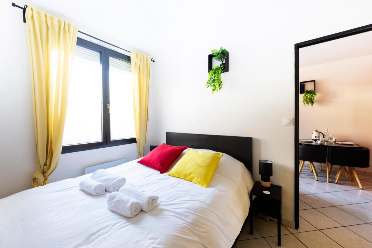 Appartement Entier - Le Mondrian - 1Ch Check-In 24H 维勒班 外观 照片